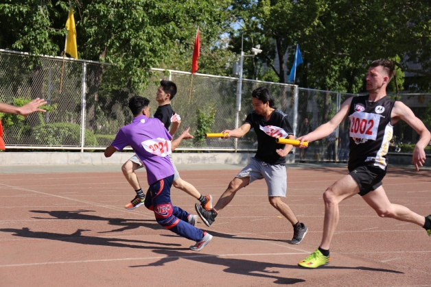 4X100接棒.jpg